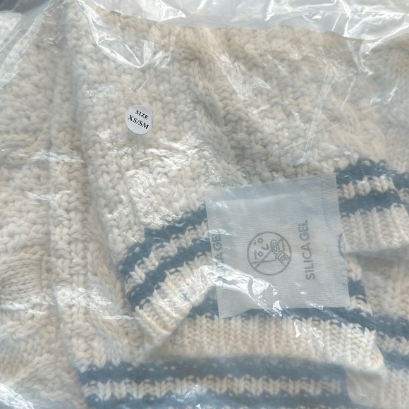 Taylor Swift Unworn 2024 Re-issue Folklore Cardigan - the “Cardigan” XS/S - Picture 6 of 6